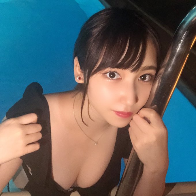 本上麦(本上麦)品番作品emoi-027介绍及预览