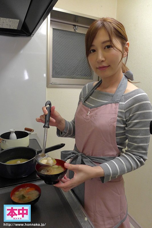 史上最强三十岁已婚人妻(佐佐木明希)作品推荐介绍及封面预览