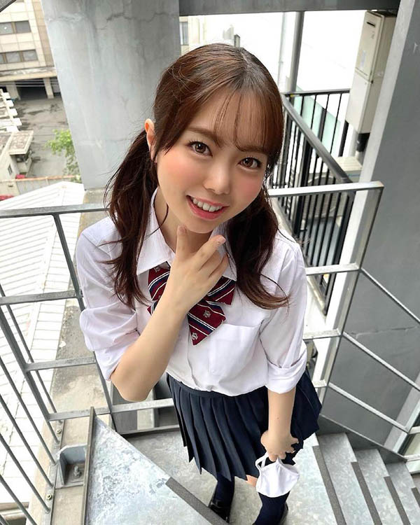 唇红齿白的C奶小只马《百濑飞鸟》精选作品推荐介绍及封面预览