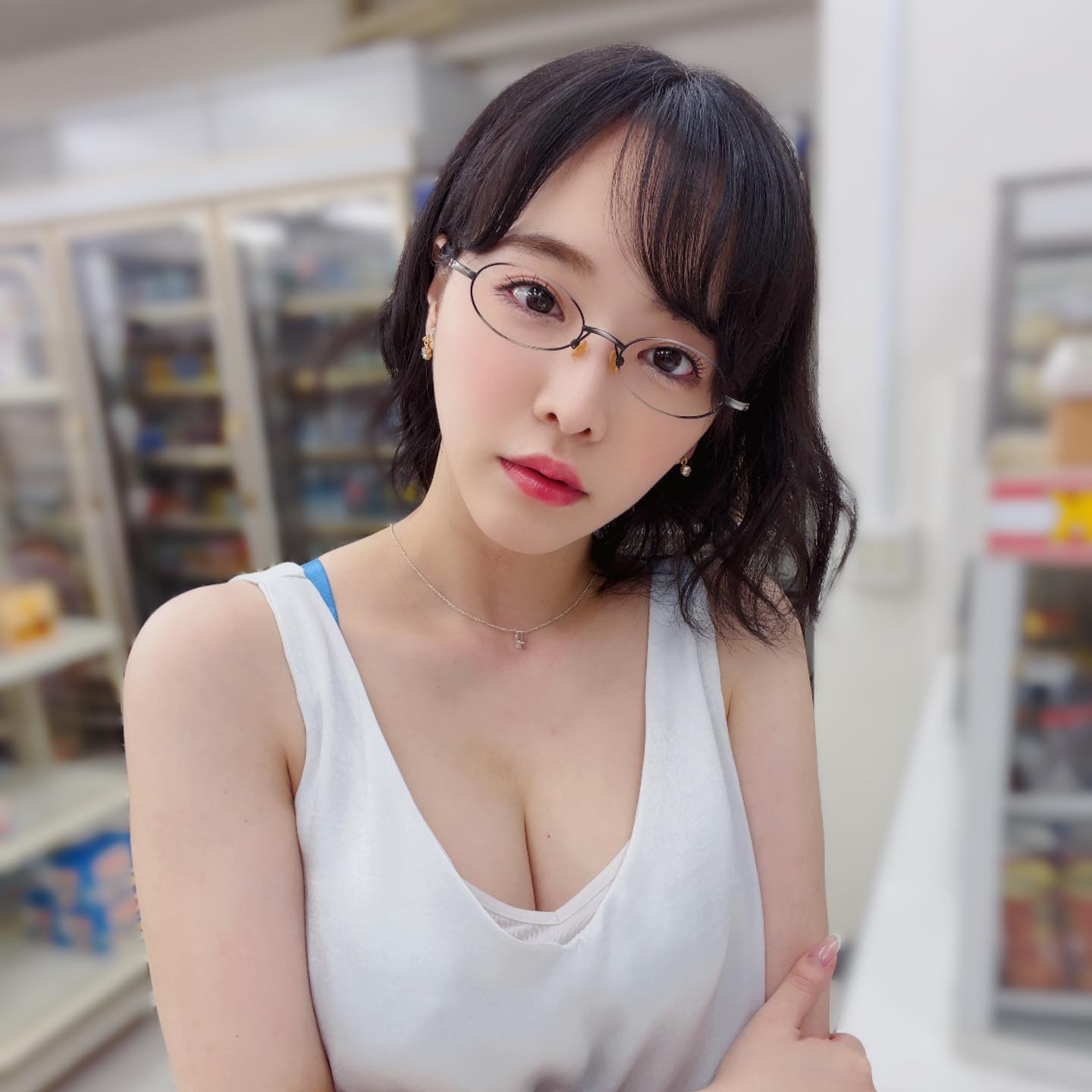 白虎女神《三宫椿》精选品番作品推荐及预览-三图集