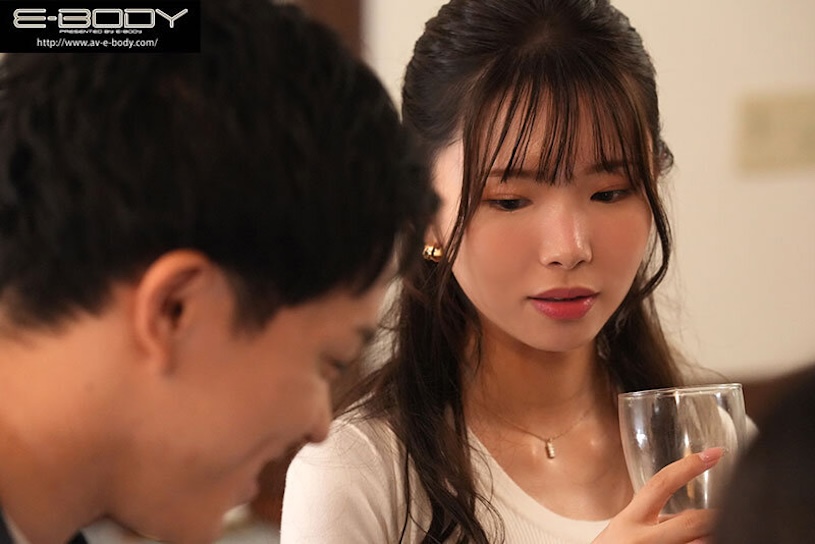 「响莲」最新品番作品EBWH-079介绍及预览-三图集