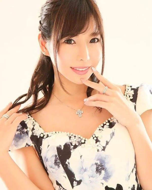 六本木第一女公关《早川濑里奈》精选品番作品推荐介绍及预览-三图集