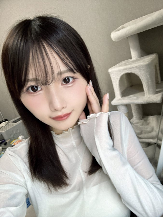 泉桃香(泉ももか)出道作品番号及封面,「泉桃香」个人简介