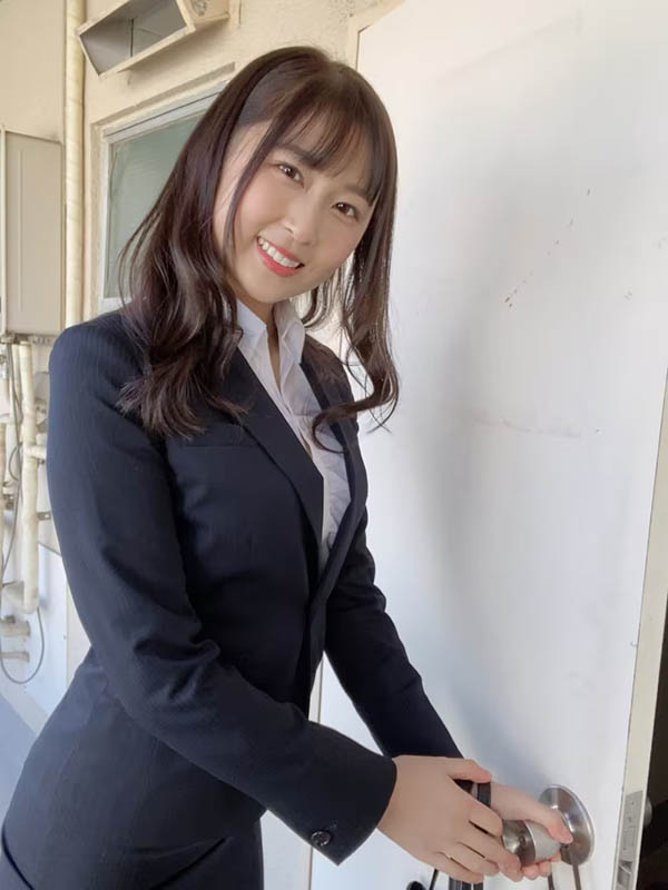 美女教师《长谷川夕奈》精选作品推荐介绍及封面预览